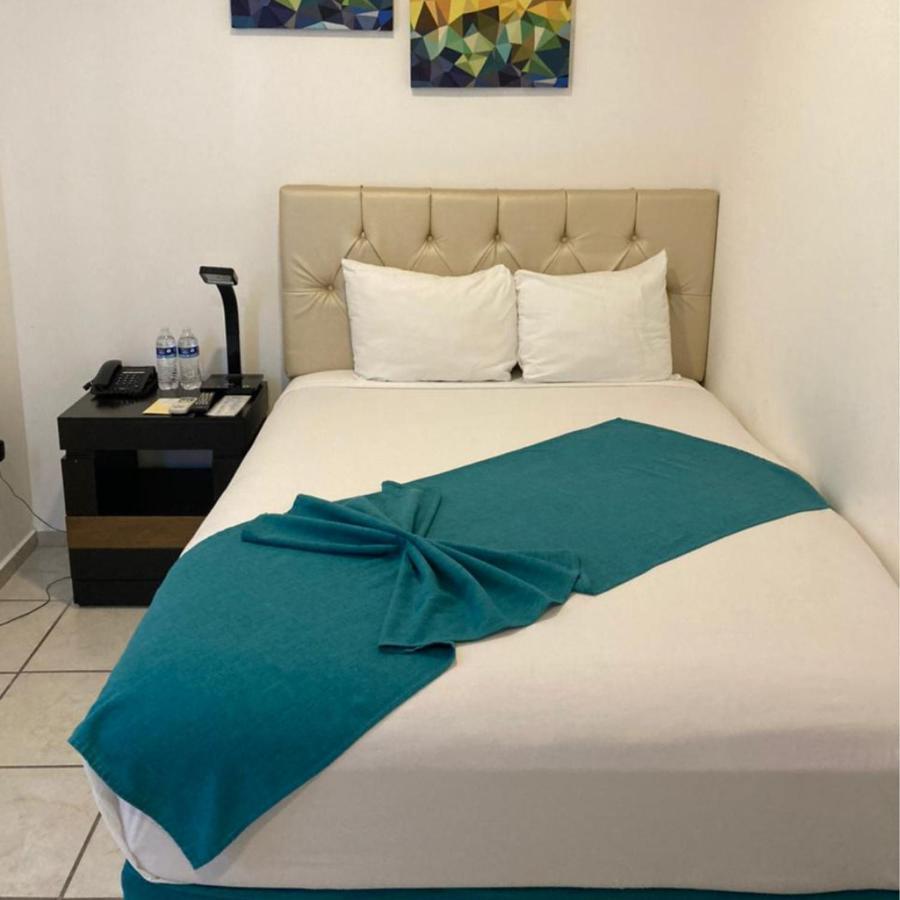 Container Inn Hotel Aeropuerto Πουέρτο Βαγιάρτα Εξωτερικό φωτογραφία